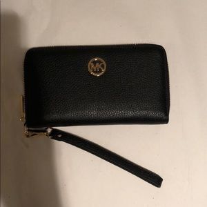 Michael Kors Black Fulton Multifunction phone case